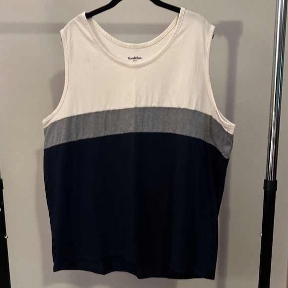 Men’s Casual Athletic Pullover Tank Tops – Bundle of 3 - Picture 5 of 11